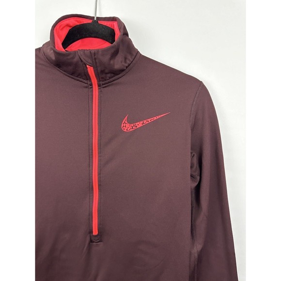 Nike Women’s Active Pullover Size Medium Maroon 1/2 Zip Thumb Holes Lightweight - Picture 2 of 8